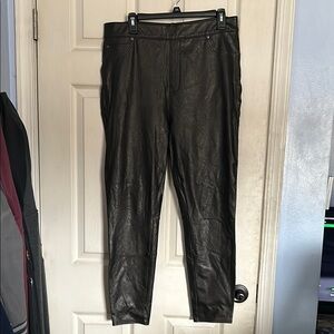 Spanx  black pull on faux leather pants size XL
